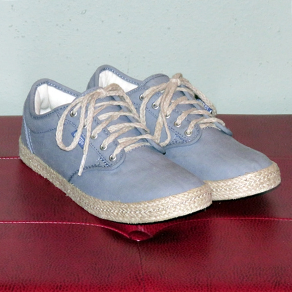 VANS Chambray Denim Atwood Sneaker - NIB - Sz 8.5 - Picture 7 of 7